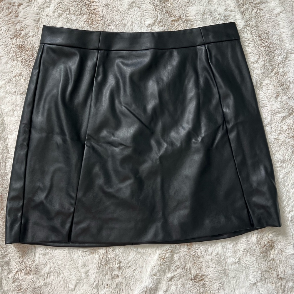 Banana Republic Black Leather Pencil Skirt